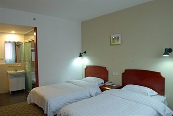 Jingyue 99 Inn Shanghai Pudong Airport Shiwan Branch Shanghaj Zewnętrze zdjęcie