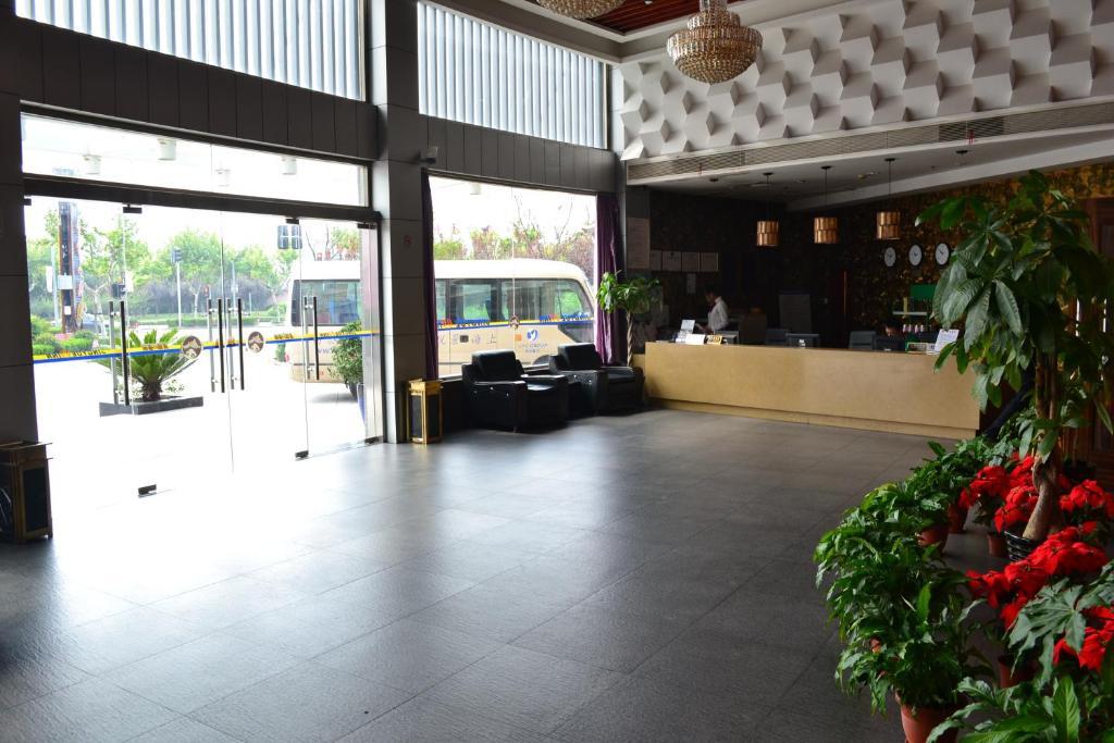 Jingyue 99 Inn Shanghai Pudong Airport Shiwan Branch Shanghaj Zewnętrze zdjęcie
